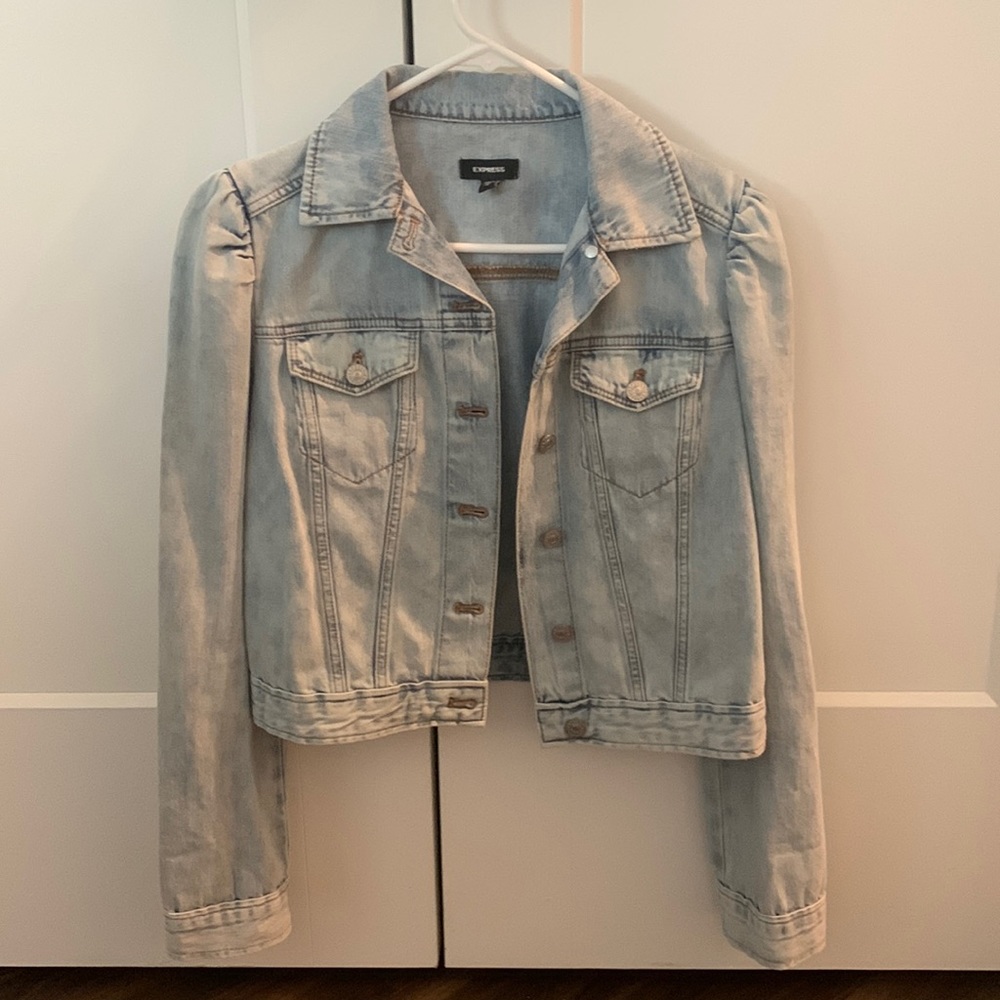 Express Puff Sleeve Denim Jacket